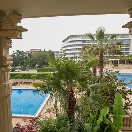 Luxury In Argisht Partez , Pool, 2 Min Walk To The Апартаменты *
