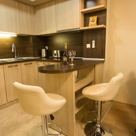 Luxury In Argisht Partez , Pool, 2 Min Walk To The * Золотые Пески