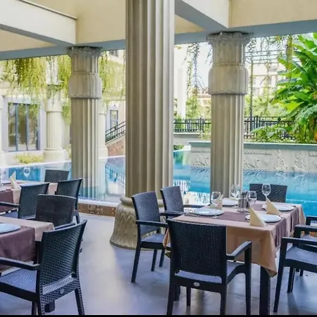 Luxury In Argisht Partez , Pool, 2 Min Walk To The * Золотые Пески