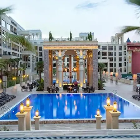 Апартаменты Luxury In Argisht Partez , Pool, 2 Min Walk To The Золотые Пески