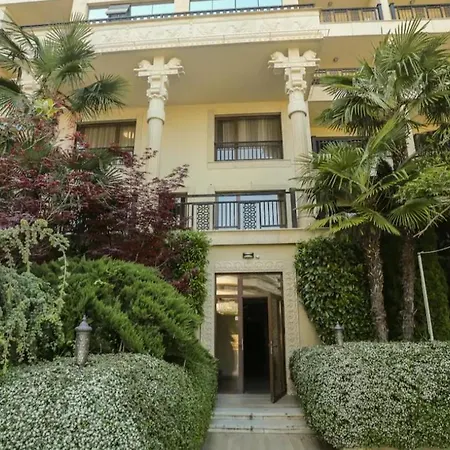 Апартаменты Luxury In Argisht Partez , Pool, 2 Min Walk To The