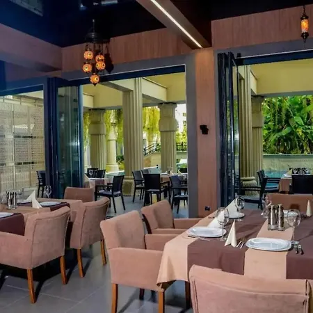 Luxury In Argisht Partez , Pool, 2 Min Walk To The Апартаменты Золотые Пески